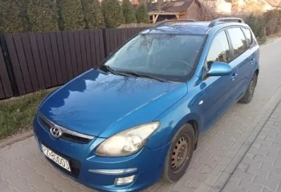 Hyundai I30 cena 10000 przebieg: 368000, rok produkcji 2009 z Suraż małe 67